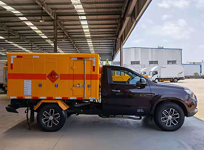 绥宁爆破器材运输车